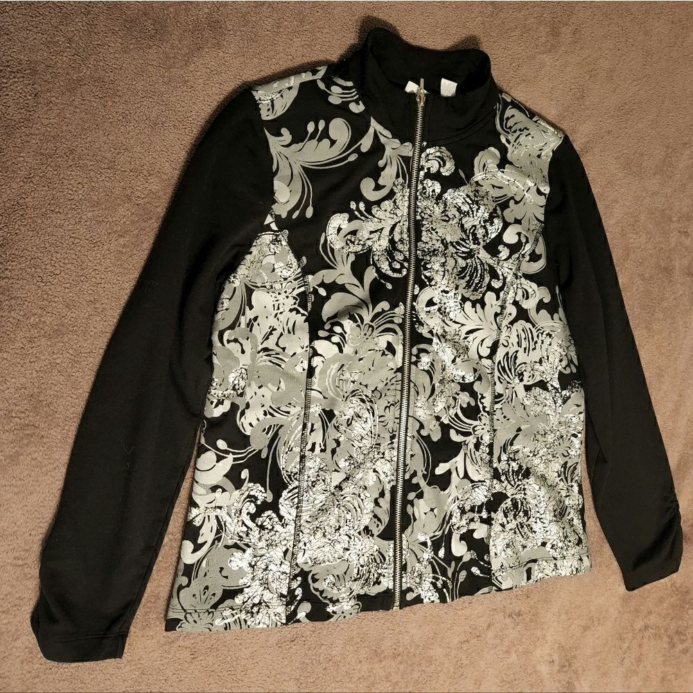 CHICO’S ZENERGY BLACK AND SILVER FLOWERS FOIL, ZIPPER FRONT JACKET SZ 1